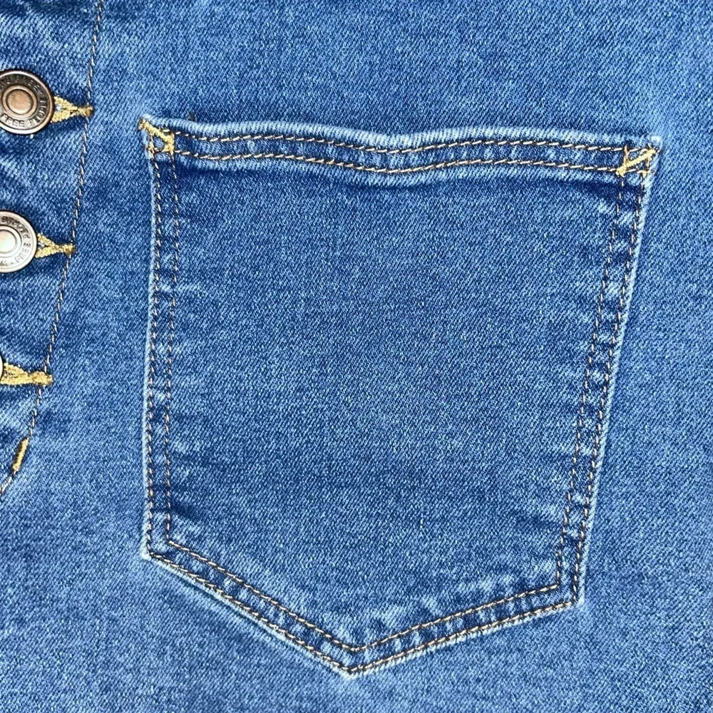 We the Free Bridgette Button Fly High Rise Denim Jean Shorts Women Size 29 Long